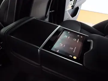 LAND ROVER Range Rover SV P615 360 Buisness AHK 23-Zoll