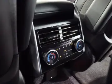 LAND ROVER Range Rover SV P615 360 Buisness AHK 23-Zoll