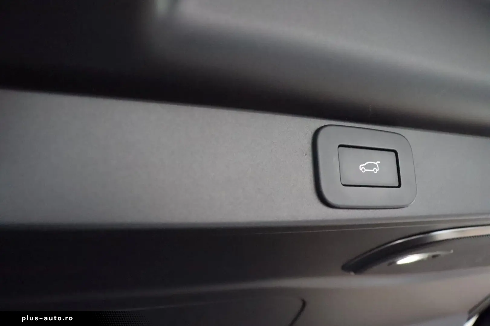 LAND ROVER Range Rover SV P615 360 Buisness AHK 23-Zoll