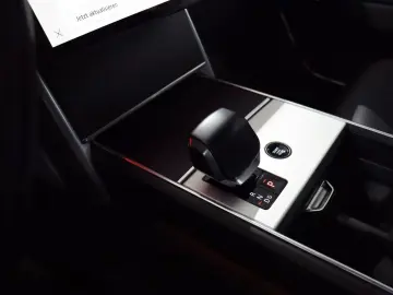 LAND ROVER Range Rover SV P615 360 Buisness AHK 23-Zoll