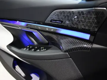 BMW M5 LIM. 4.4 V8 727PS! B&W ICON CARBON 360  21