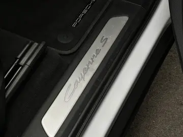 PORSCHE Cayenne S E-Hybrid Coupé Soft-Close BOSE SHZ V H