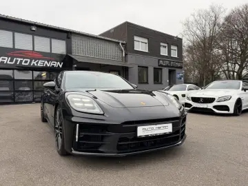 PORSCHE Panamera 4 Chrono BF-Display HD-Matrix Bose 21'
