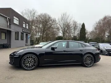 PORSCHE Panamera 4 Chrono BF-Display HD-Matrix Bose 21'