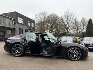 PORSCHE Panamera 4 Chrono BF-Display HD-Matrix Bose 21'