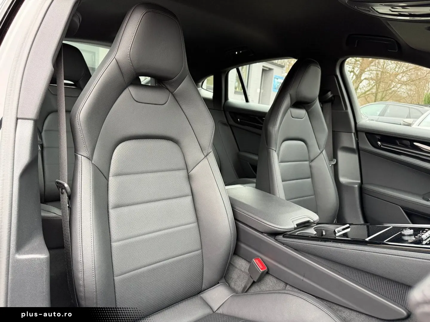 PORSCHE Panamera 4 Chrono BF-Display HD-Matrix Bose 21'