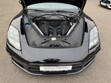 PORSCHE Panamera 4 Chrono BF-Display HD-Matrix Bose 21'