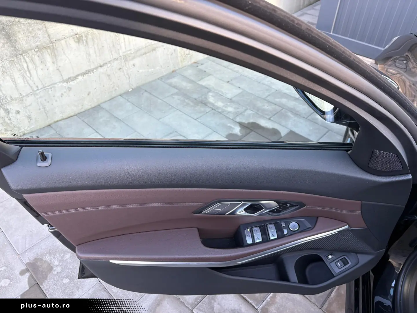 BMW 330e xDRIVE  M-Sport AT PHEV