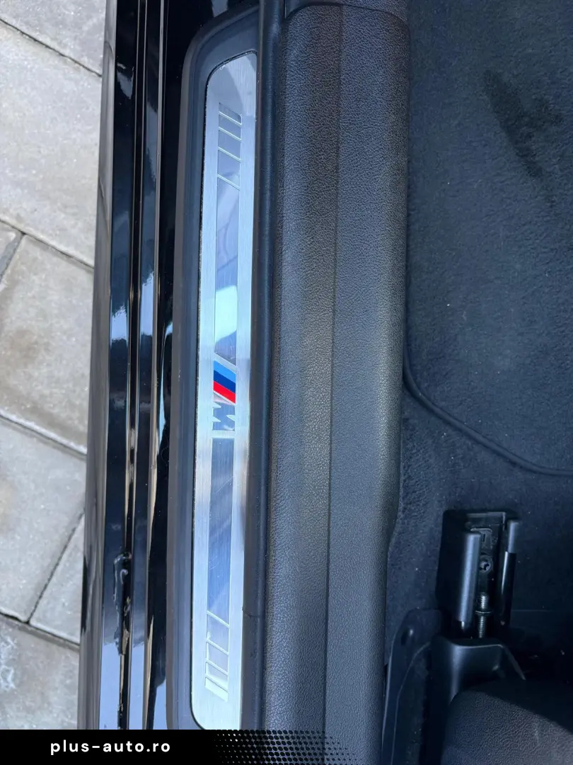 BMW 330e xDRIVE  M-Sport AT PHEV