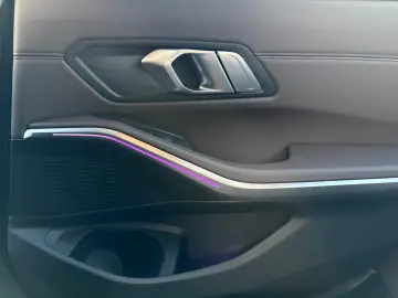 BMW 330e xDRIVE  M-Sport AT PHEV