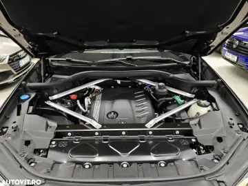 BMW X6 xDrive30d AT MHEV