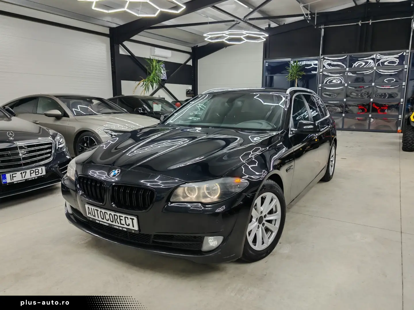BMW Seria 5 525d xDrive Touring Sport-Aut.