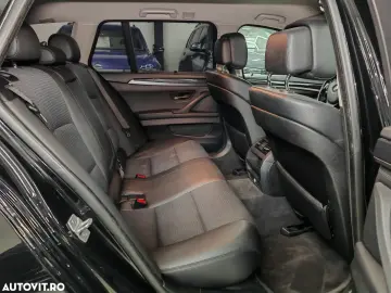 BMW Seria 5 525d xDrive Touring Sport-Aut.