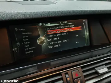 BMW Seria 5 525d xDrive Touring Sport-Aut.