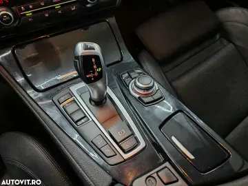 BMW Seria 5 525d xDrive Touring Sport-Aut.