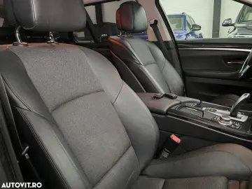 BMW Seria 5 525d xDrive Touring Sport-Aut.