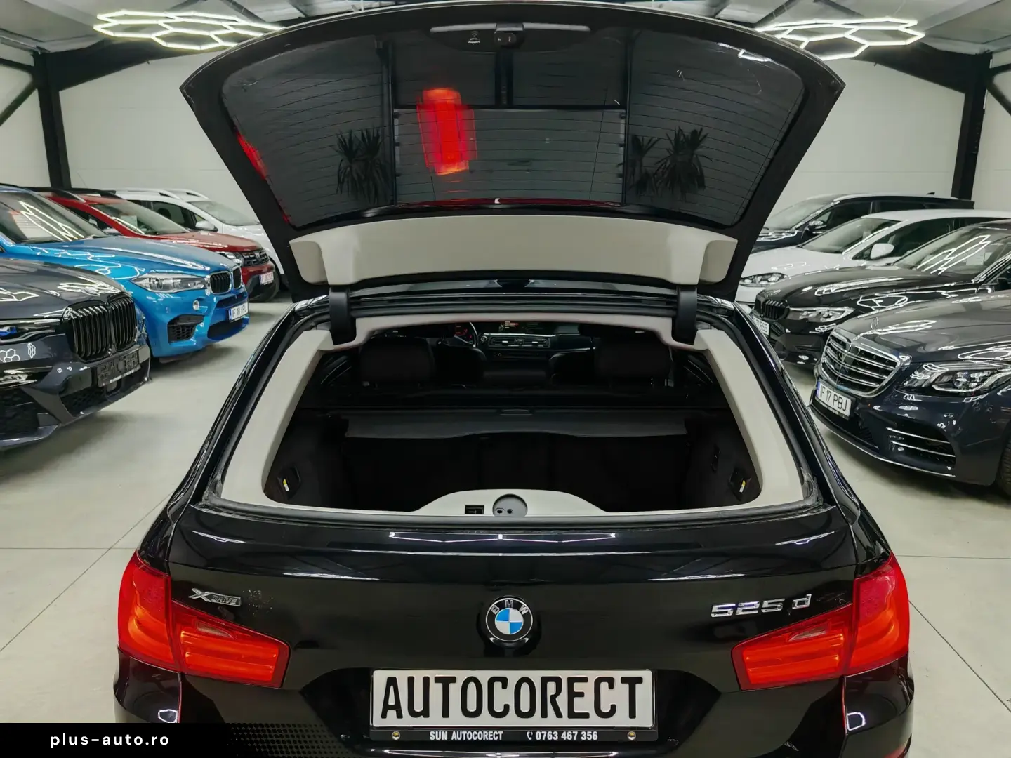 BMW Seria 5 525d xDrive Touring Sport-Aut.