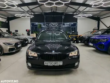 BMW Seria 5 525d xDrive Touring Sport-Aut.