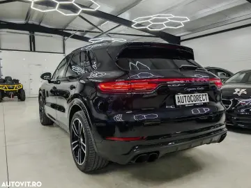 Porsche Cayenne Turbo
