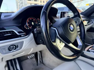 750i Xdrive M-pachet