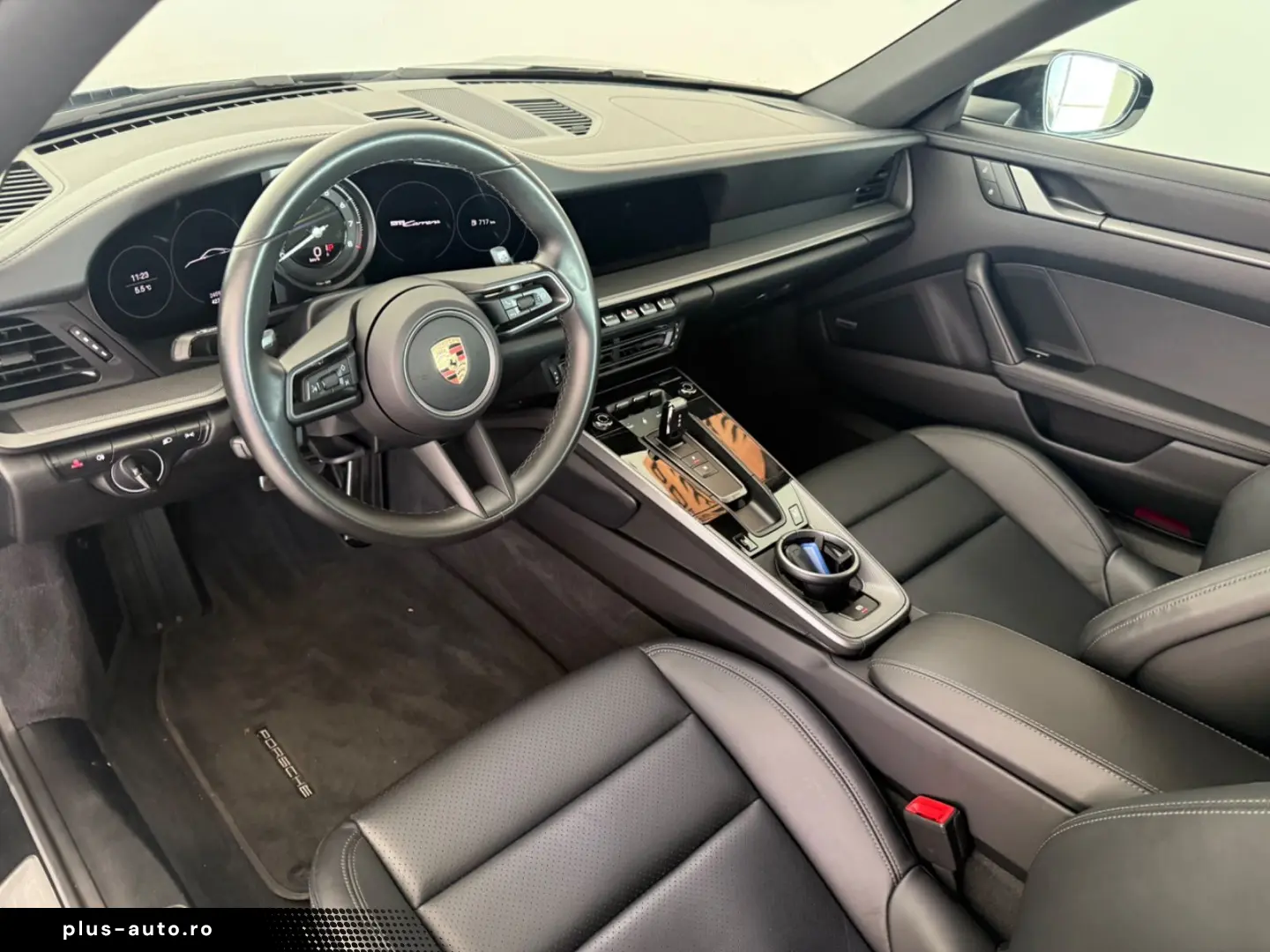 PORSCHE 992 Coupé- Approved  - Vollleder- 21 Zoll