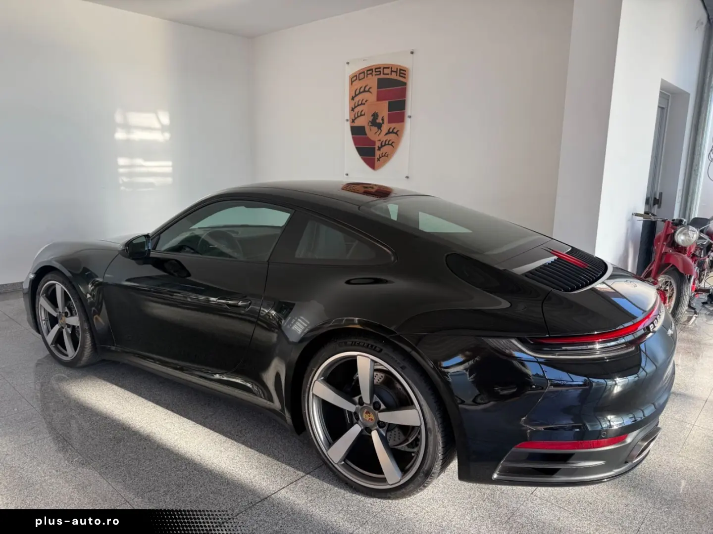 PORSCHE 992 Coupé- Approved  - Vollleder- 21 Zoll