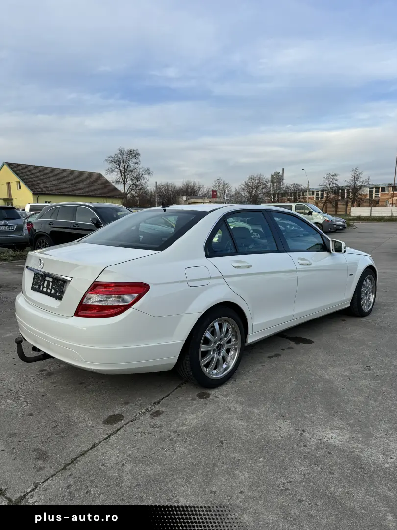 Mercedes-Benz C 220