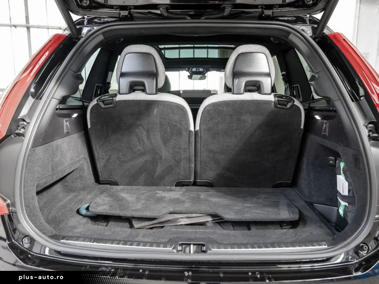 VOLVO XC90 T8 Ultra Dark Plug-In Hybrid AWD LED FACEL.