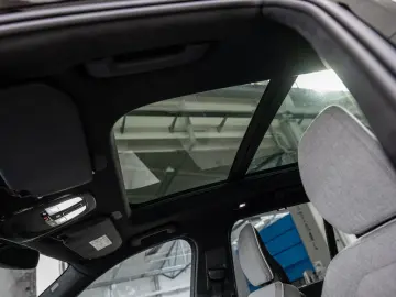 VOLVO XC90 T8 Ultra Dark Plug-In Hybrid AWD LED FACEL.