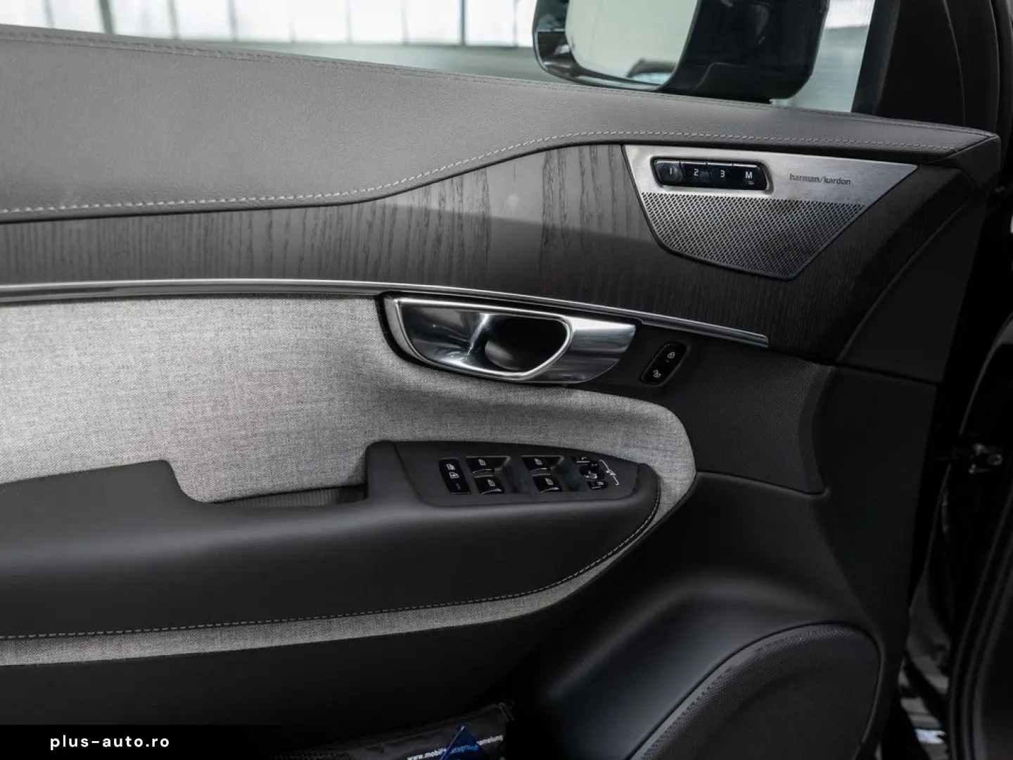 VOLVO XC90 T8 Ultra Dark Plug-In Hybrid AWD LED FACEL.