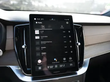 VOLVO XC90 T8 Plus Dark Recharge AWD 7-Locuri Facelift