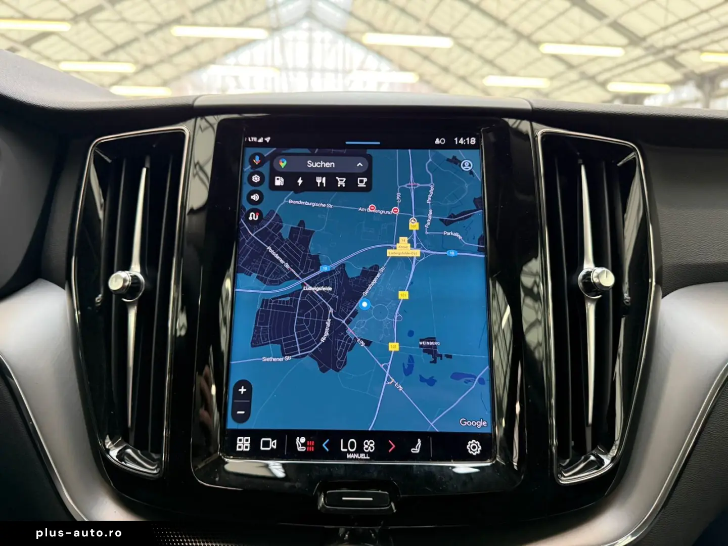 VOLVO XC 60 T6 AWD  Core Plug-In