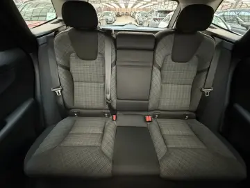 VOLVO XC 60 T6 AWD  Core Plug-In