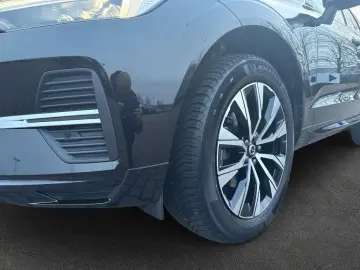 VOLVO XC60 B5 B AWD Core