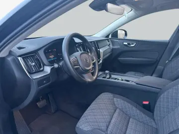 VOLVO XC60 B5 B AWD Core