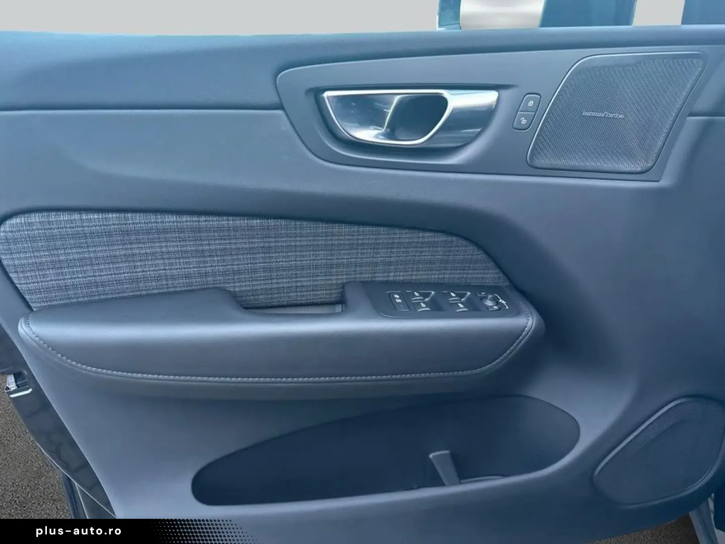 VOLVO XC60 B5 B AWD Core