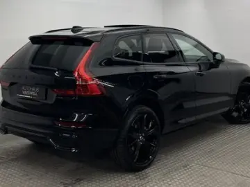 VOLVO XC60 B5 B AWD