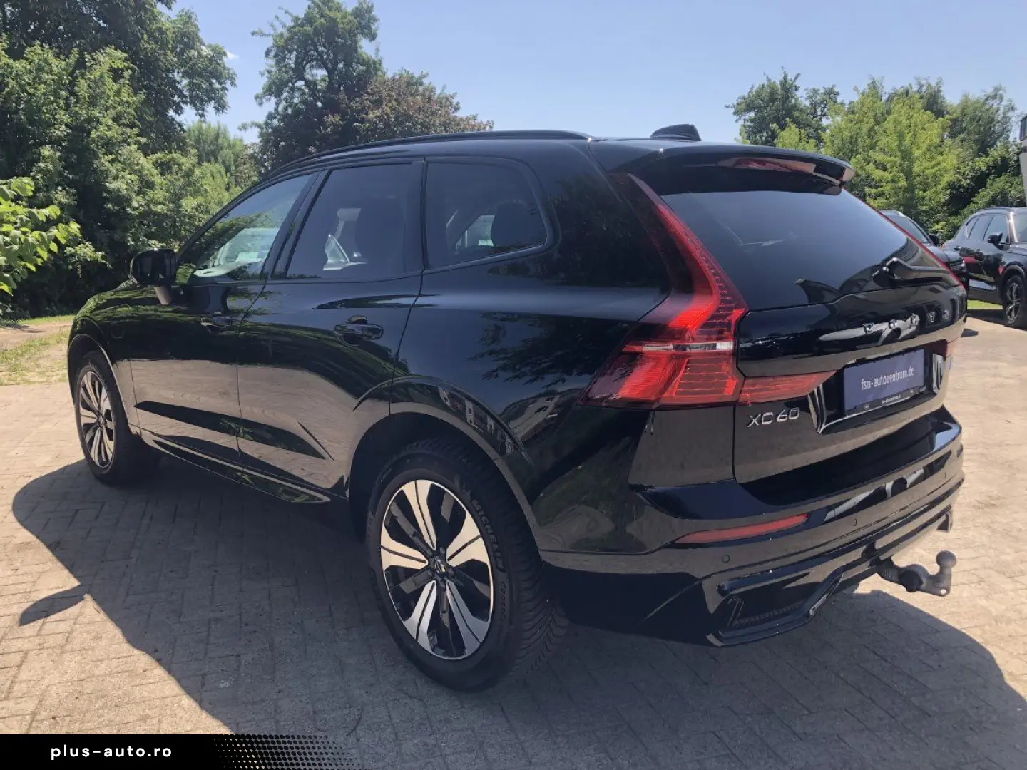 VOLVO XC60 Plus Dark T8 AWD