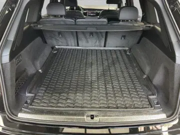 AUDI Q7 55 TFSI quattro S line