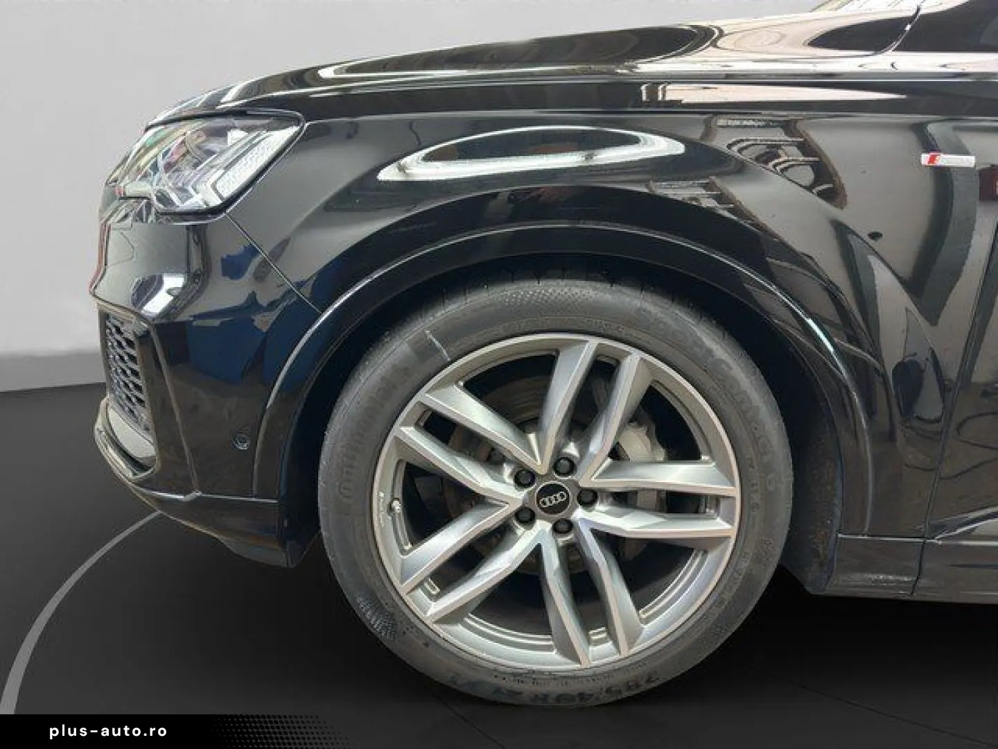 AUDI Q7 55 TFSI quattro S line