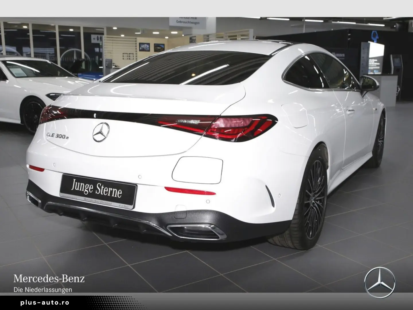 MERCEDES-BENZ CLE 300 e Cp. AMG Advanced  PANO DIGI