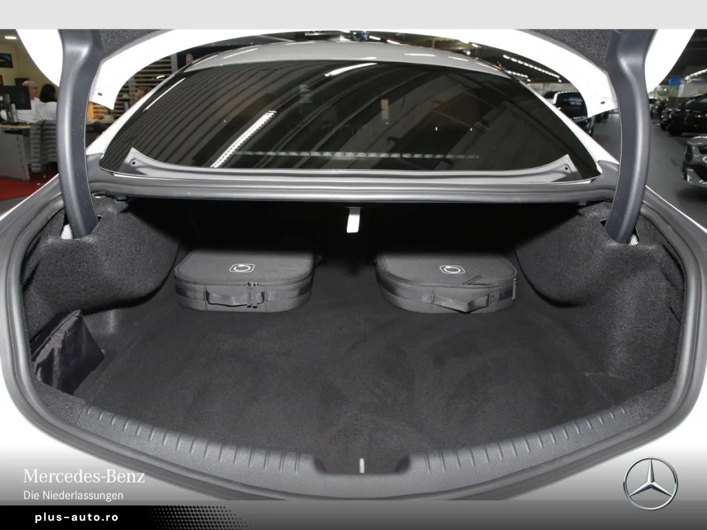 MERCEDES-BENZ CLE 300 e Cp. AMG Advanced  PANO DIGI