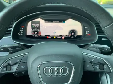 AUDI Q7 50 TDI quattro