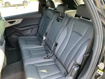 AUDI Q7 50 TDI quattro