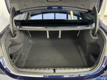 BMW M4 xDrive Competition Sitzlüftung ACC 360  Laser