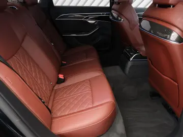 AUDI A8 50 TDI quattro PANO ACC AHK 360 KAM RFK NAVI