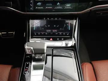 AUDI A8 50 TDI quattro PANO ACC AHK 360 KAM RFK NAVI