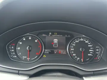 AUDI Q5 40 TFSI quattro S-tronic