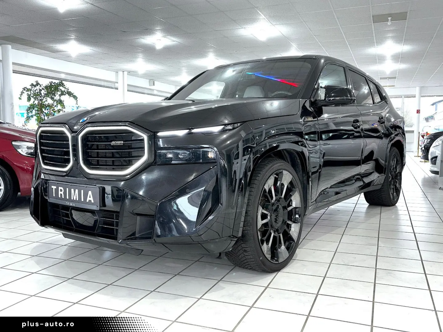 BMW XM BOWERS & WILKINS   SOFT CLOSE   360