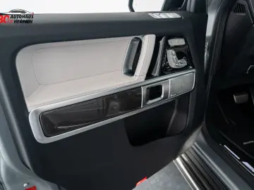 MERCEDES-BENZ G 63 AMG Performance Technik Night